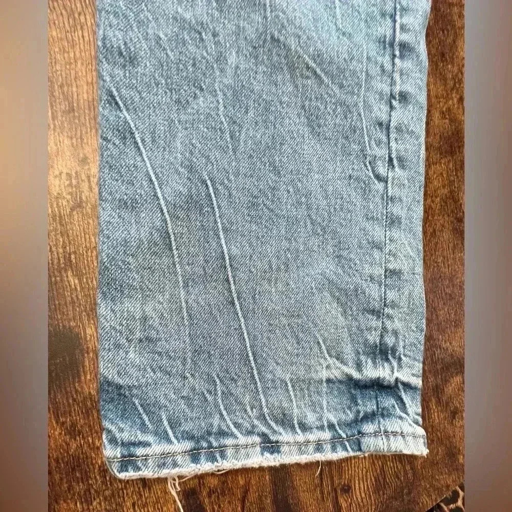 GOOD AMERICAN | women’s high rise distressed jeans. Size: 6/28 - Picture 12 of 15